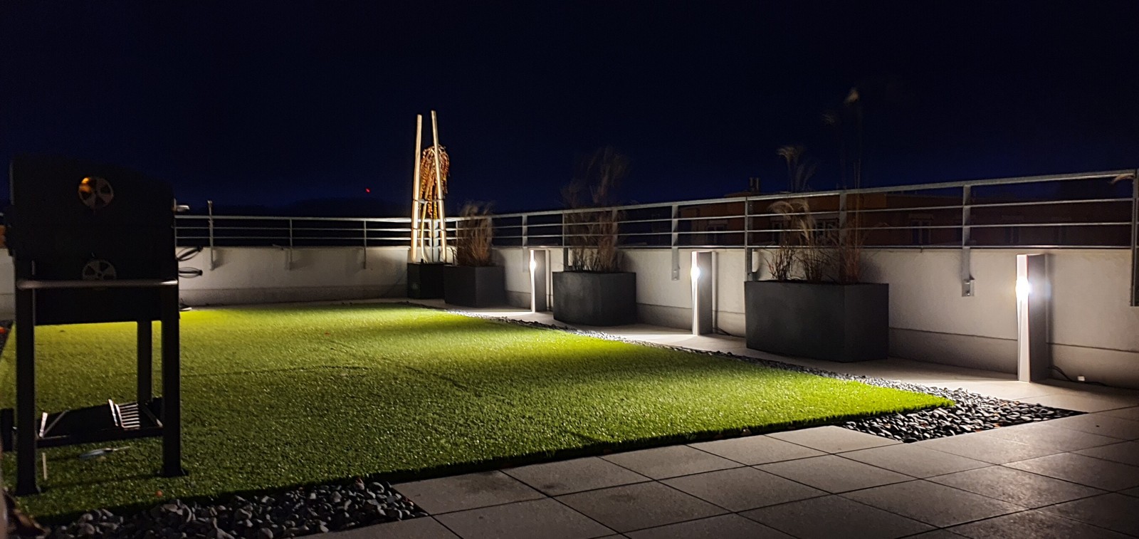 Terasa a osvětlení – Kamechy